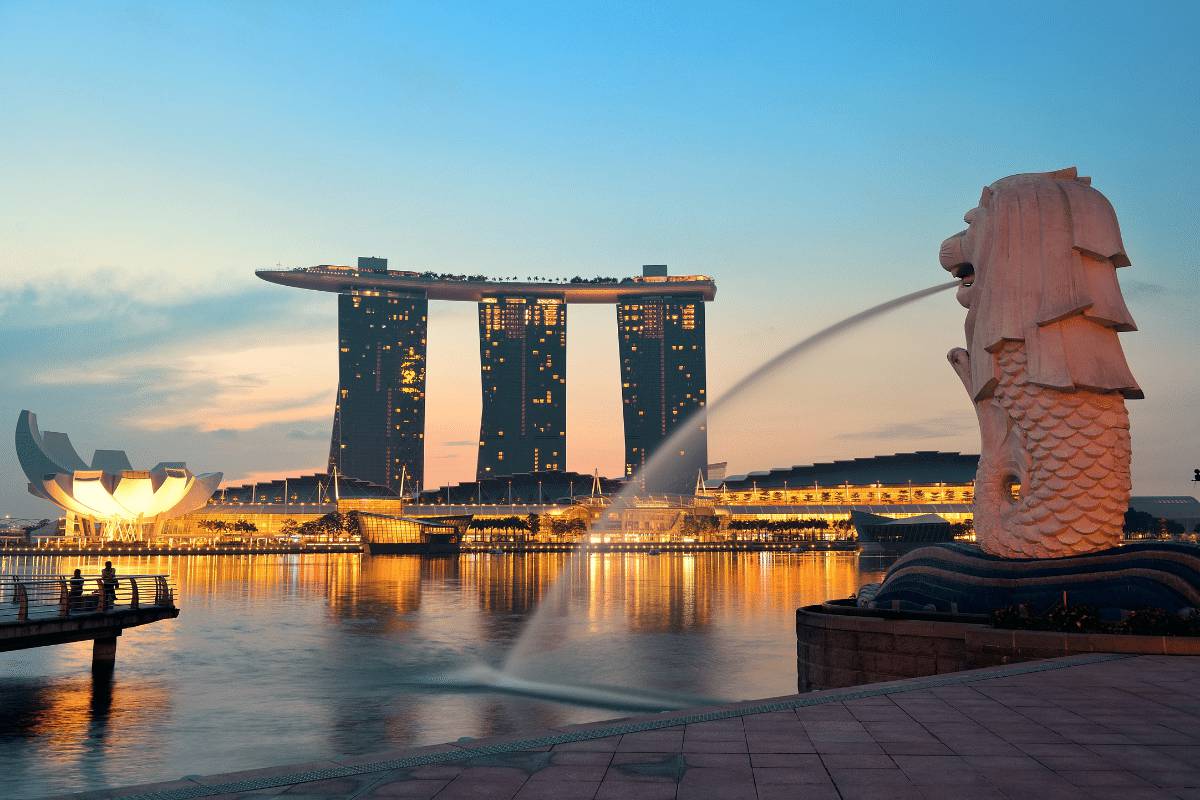live in singapore